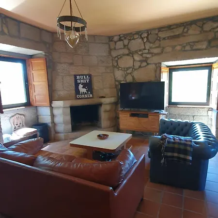 Casa Rural A Pousa Con Piscina