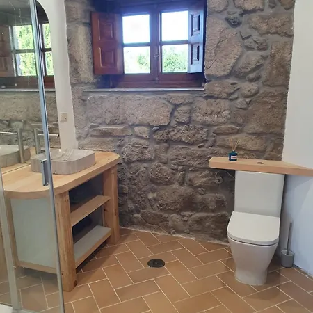 Casa de Férias Casa Rural A Pousa Con Piscina Gondomar